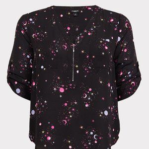 Torrid - Harper Georgette Zip-Front 3/4 Sleeve Pullover Blouse